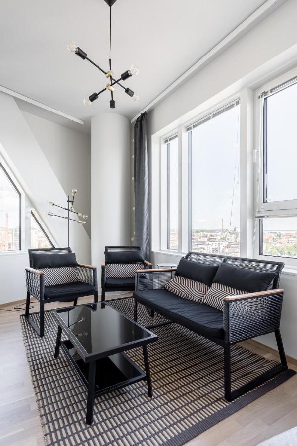 Stunning Views 11Th Floor 2Br Home With Sauna - Hosted By 2Ndhomes タンペレ エクステリア 写真