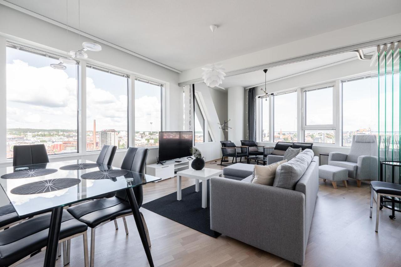 Stunning Views 11Th Floor 2Br Home With Sauna - Hosted By 2Ndhomes タンペレ エクステリア 写真