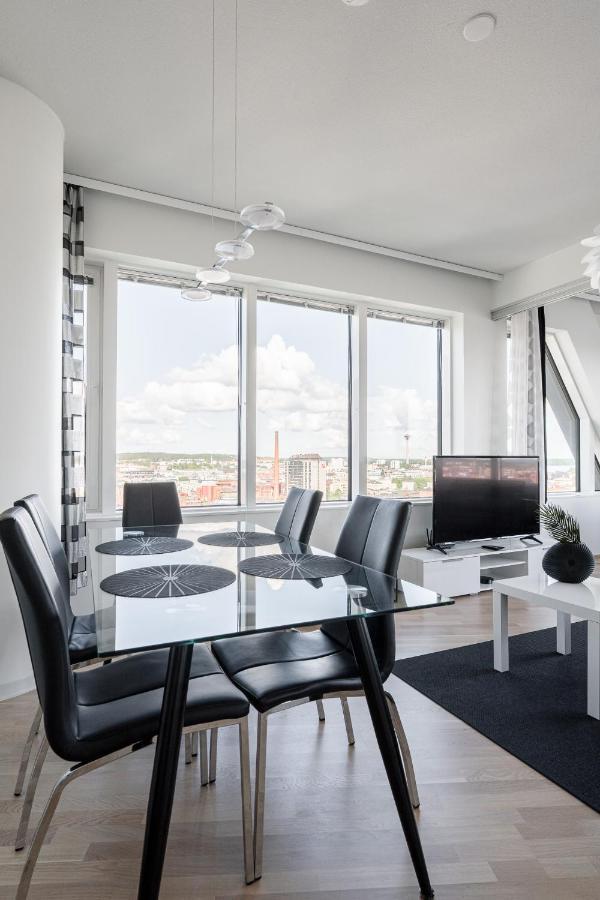 Stunning Views 11Th Floor 2Br Home With Sauna - Hosted By 2Ndhomes タンペレ エクステリア 写真