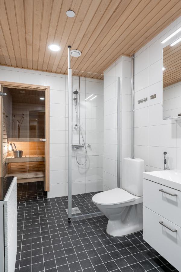 Stunning Views 11Th Floor 2Br Home With Sauna - Hosted By 2Ndhomes タンペレ エクステリア 写真